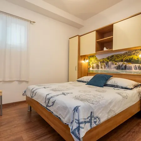 Apartament Marina Szybenik
