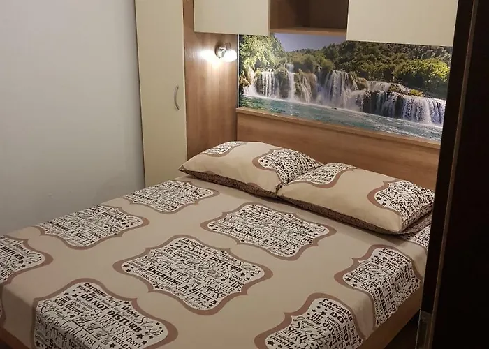 Marina * شيبينيك