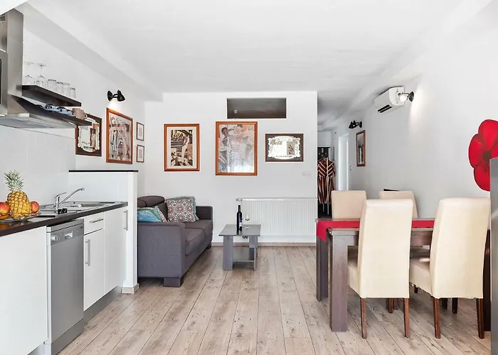 Marina Apartament Szybenik